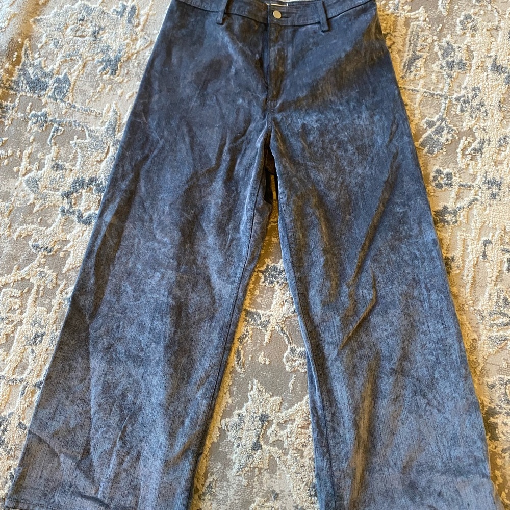 Universal Thread Blue Denim Jeans - Picture 2 of 5
